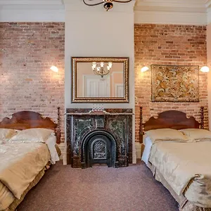 https://bb-manoir-mon-calme.hotelsquebeccity.net